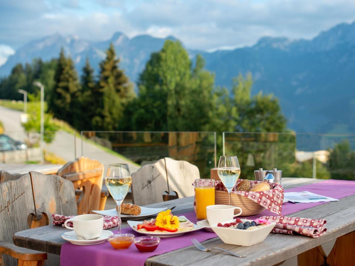 Natur- Und Wellnesshotel Hoeflehner Haus im Ennstal Eksteriør bilde
