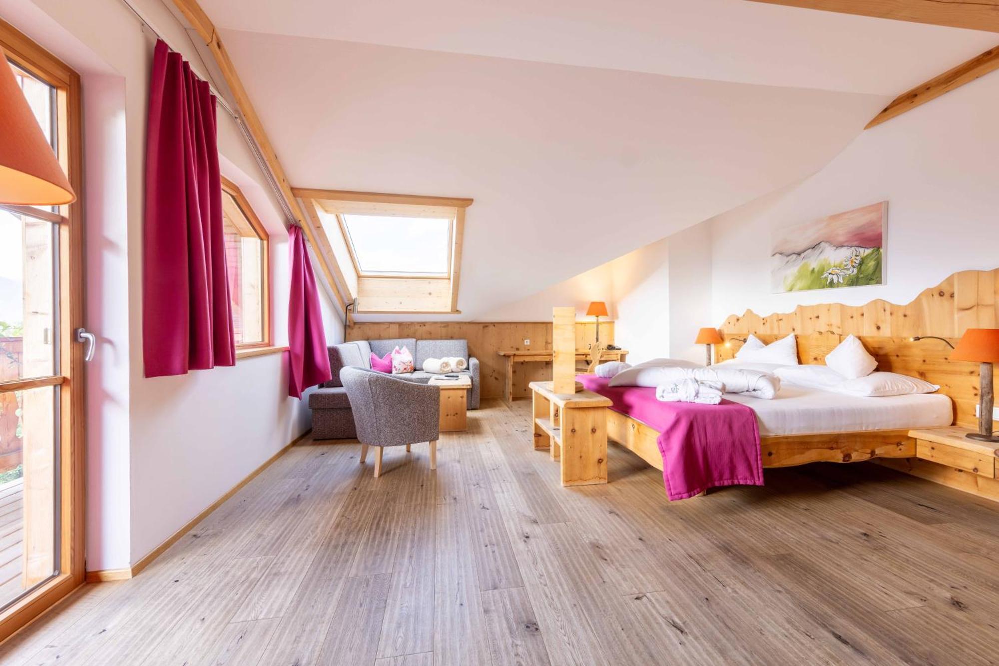 Natur- Und Wellnesshotel Hoeflehner Haus im Ennstal Eksteriør bilde